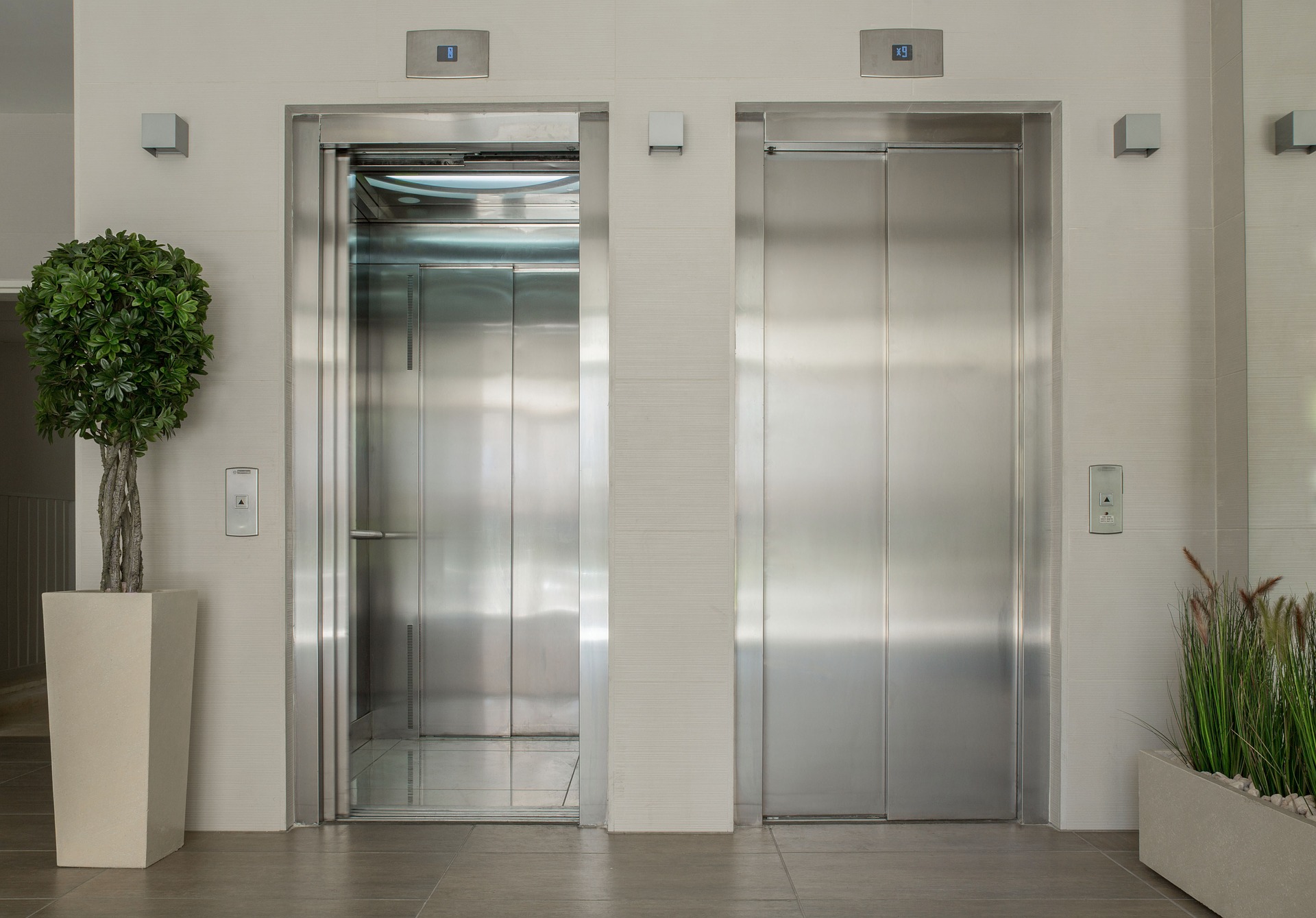 2 small lifts